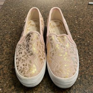 Keds pink and gold slip one